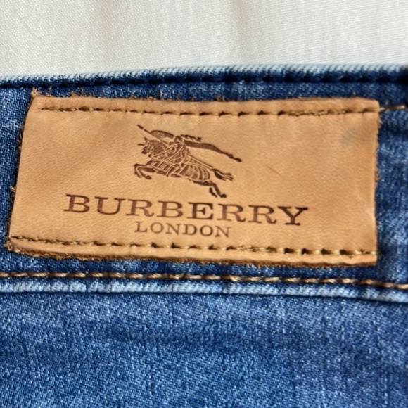 Burberry denim Capri jeans size 30 - Picture 6 of 12